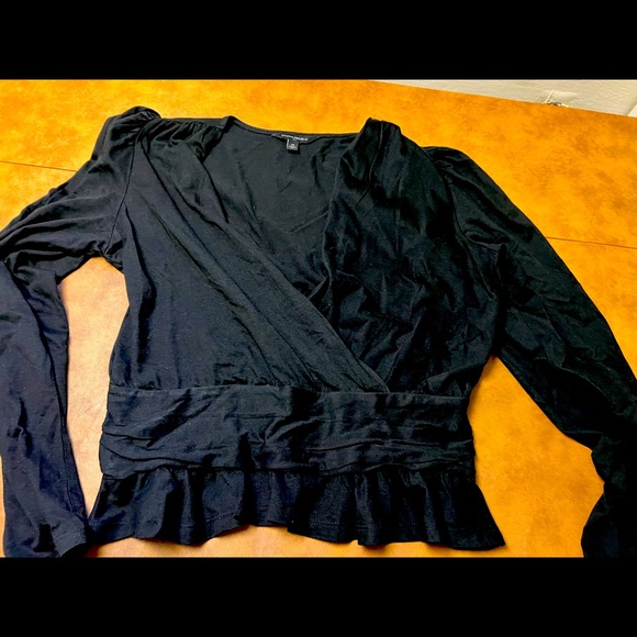 Banana Republic Medium Long Sleeve Faux Wrap Gathers @ Peplum Waist & Shoulders - Picture 2 of 7